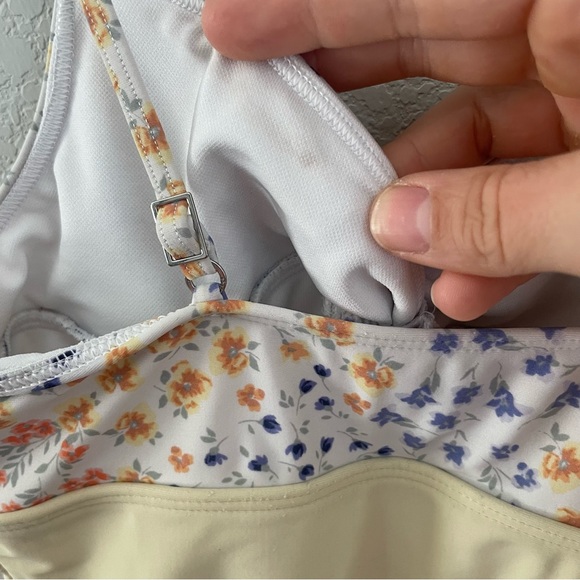 Abercrombie Little Girl Kids Floral One-Piece Swimsuit Size 11/12 - Picture 10 of 10